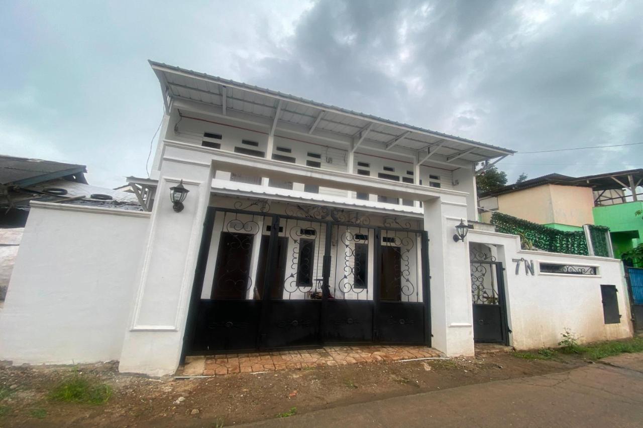 Express O 92147 Nia Residence Depok Exteriör bild